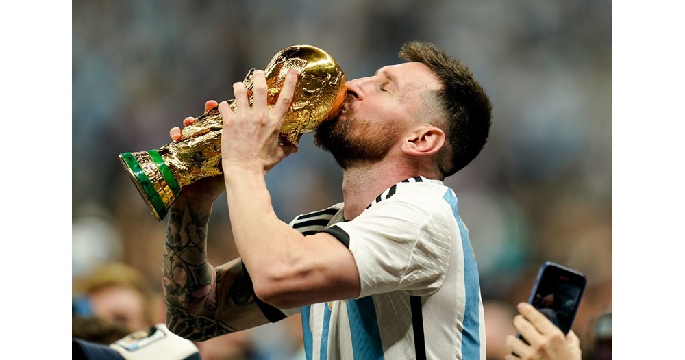 Меси в най-откровеното си интервю: За самотата, танците и мечтата да притежава клуб