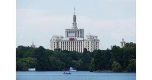 Букурещ въведе туристическа такса от 2 евро на нощ