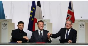 Великобритания инвестира 200 млн. лири в подготовка за разполагане на войски в Украйна