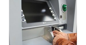 Банкомати във Велико Търново блокирани с лепило: Жители без достъп до пари