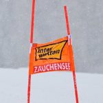 Обилен снеговалеж отмени женския супергигантски слалом в Цаухензее