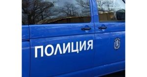 Възстановено е частично движението по пътя Стойките – Широка лъка след свлачище