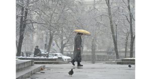 Екстремен студ блокира летище Китиле, хиляди туристи в капан на Лапландия