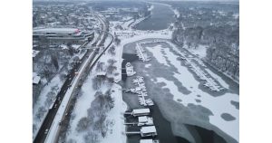 Бедствено положение в 10 сръбски общини: Електроснабдяването се възстановява