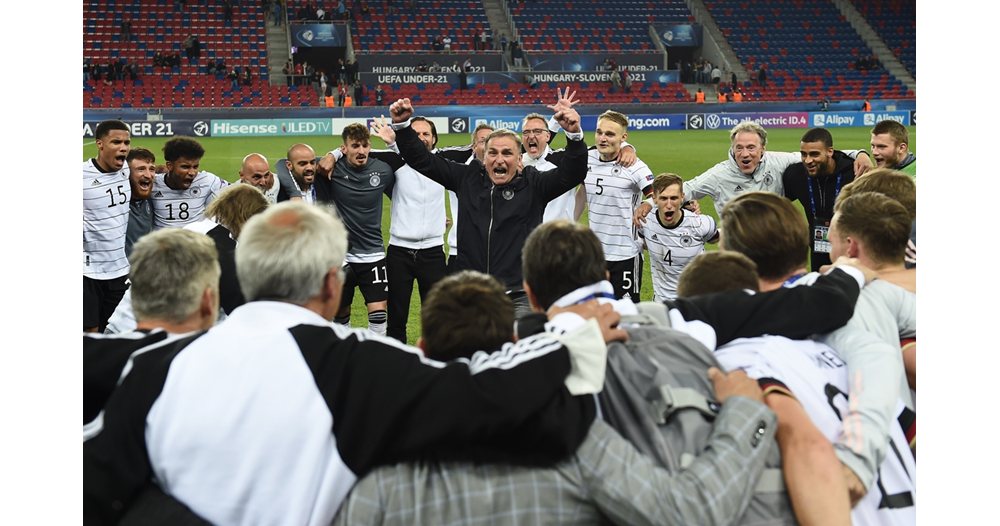 Разкрития: Щефан Кунц напуснал Хамбургер заради сексуален тормоз