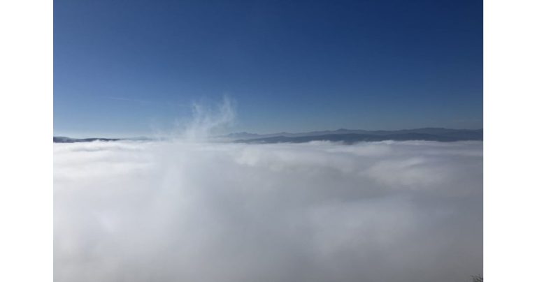 Температурите достигат до 12°C, но нощните остават около нулата Температурите достигат до 12°C, но нощните остават около нулата