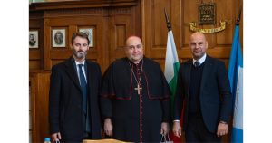 Кметът Димитров посрещна новия католически епископ Монсеньор Румен Станев