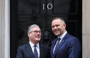 Полският президент Навроцки благодари на Стармър за британските войници и сътрудничеството в отбраната