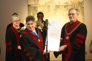 Греди Асса е вече Доктор хонорис кауза на НХА