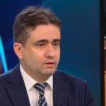 Божидар Божанов предизвиква: Покажете как се манипулират машините за гласуване