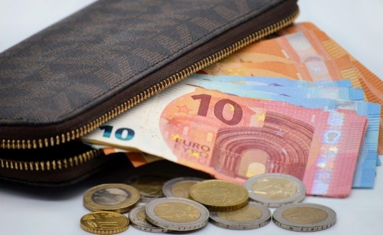 България посрещна еврото с най-ниска инфлация от юли 2024 г.