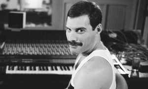 Почина тайната дъщеря на Фреди Меркюри, Биби, на 48 години