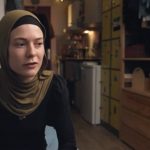 Студенти в Амстердам жертви на сексуално насилие от бежанци в общ жилищен комплекс