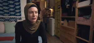 Студенти в Амстердам жертви на сексуално насилие от бежанци в общ жилищен комплекс