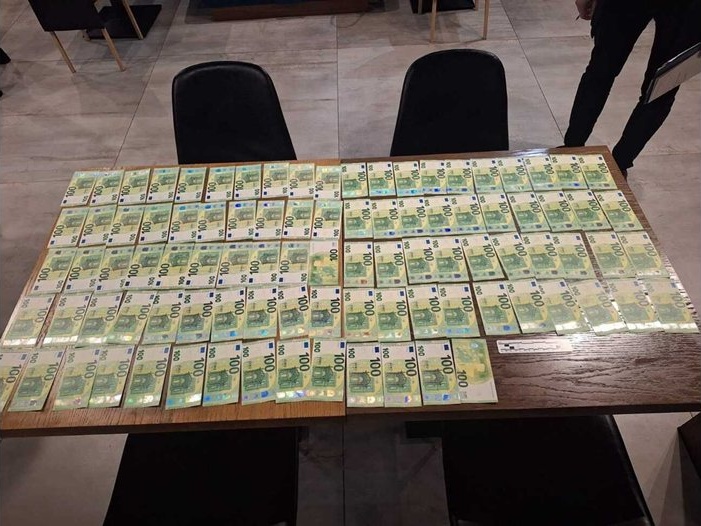 Три четвърти от българите не срещат трудности с еврото, но 13% се страхуват от фалшификати