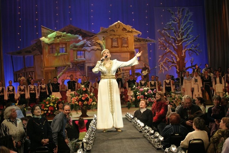 Николина Чакърдъкова: Три пъти пребори смъртта, цени всеки миг и готви грандиозен концерт