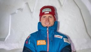 Скандал в ски скоковете: Състезатели лепят пениса си с тиксо за предимство