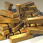 Златото скочи с 64% за година, достигайки $4600 и се чака със седмици