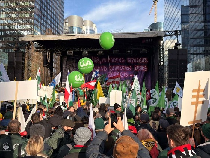 Български земеделци протестират в Страсбург срещу търговската сделка с Меркосур