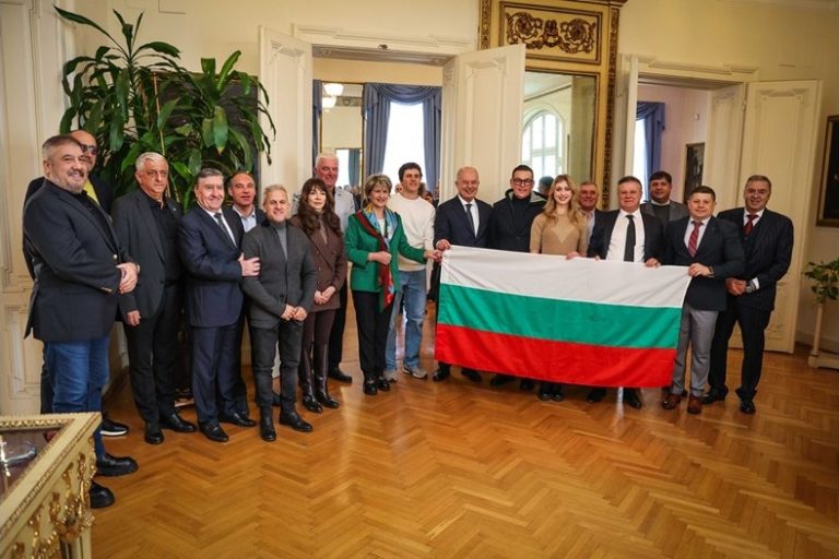 Александра Фейгин ще е знаменосец на България на Олимпиадата в Милано/Кортина 2026 Александра Фейгин ще е знаменосец на България на Олимпиадата в Милано/Кортина 2026