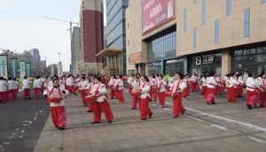 „Из Китай с Павел“: Пътешествие в суровия и многолик Синдзян