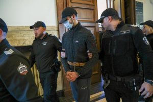 Грабят инкасо в Ихтиман: Добри студенти и колега от фирмата зад дръзкия обир