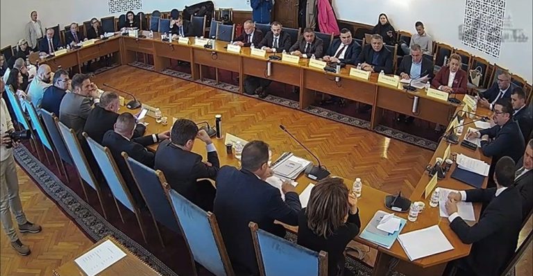 Единен регистър за тротинетките: Депутатите приеха промени в Закона за движение по пътищата