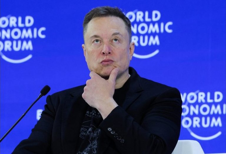 Мъск: Очаквам одобрение за пълно автономно шофиране на Tesla в Европа и Китай до месец