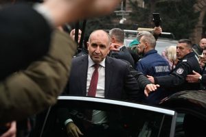 Кючек с името „Румен Радев“ стана интернет сензация