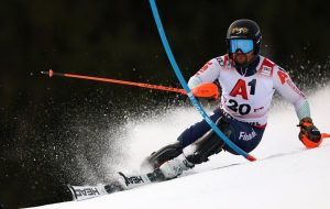 Алберт Попов завърши 22-ри в слалома за Световната купа в Кицбюел