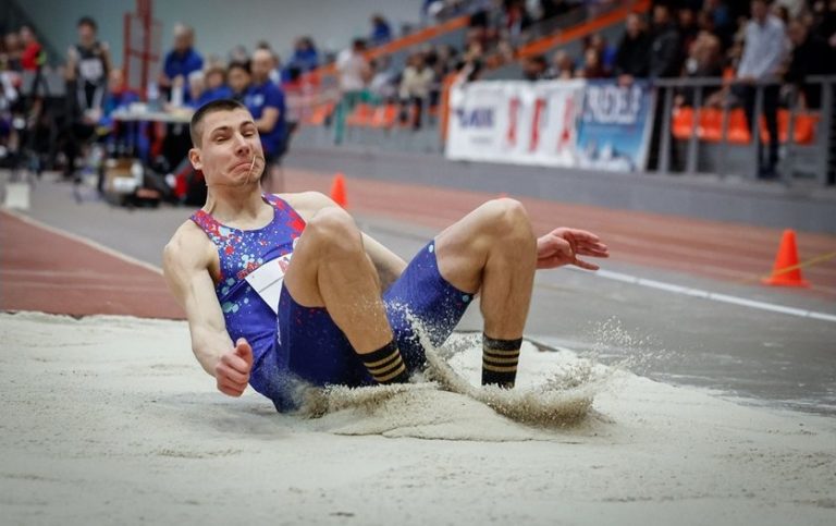 Божидар Саръбоюков със сребро от Париж в World Athletics Indoor Tour Божидар Саръбоюков със сребро от Париж в World Athletics Indoor Tour