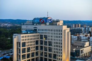 MOL придобива 56% от НИС: Сърбия ще плати двойно, но Русия избра Унгария