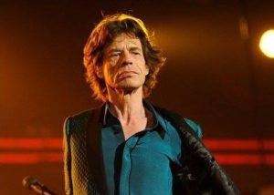 Полицията издирва роднина на Мик Джагър в Корнуол