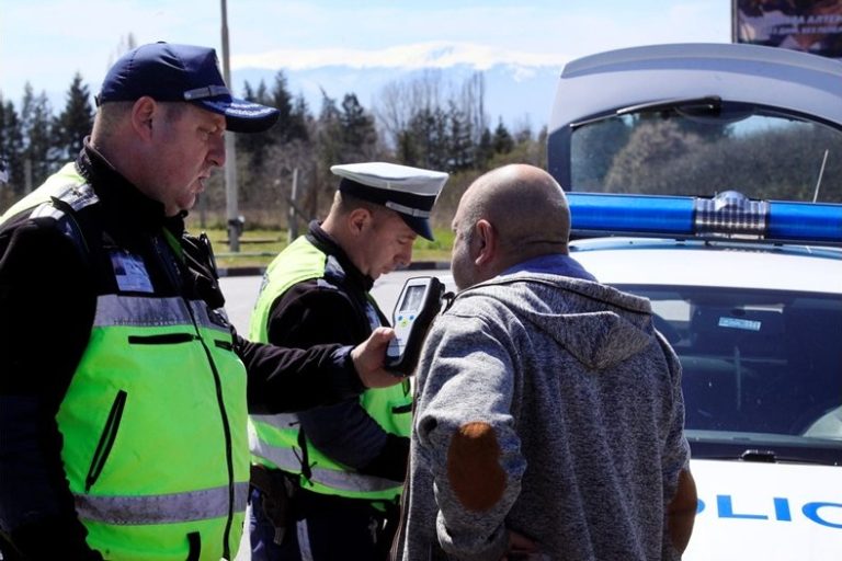 Пенсионер от Първомай получи присъда след три нарушения с дерегистриран автомобил