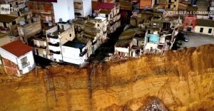 Сицилиански град увисна над пропаст: Свлачище поглъща Нишеми