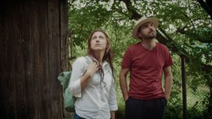 „Диви ягоди“: Филмов разказ за емиграцията и търсенето на родовата истина