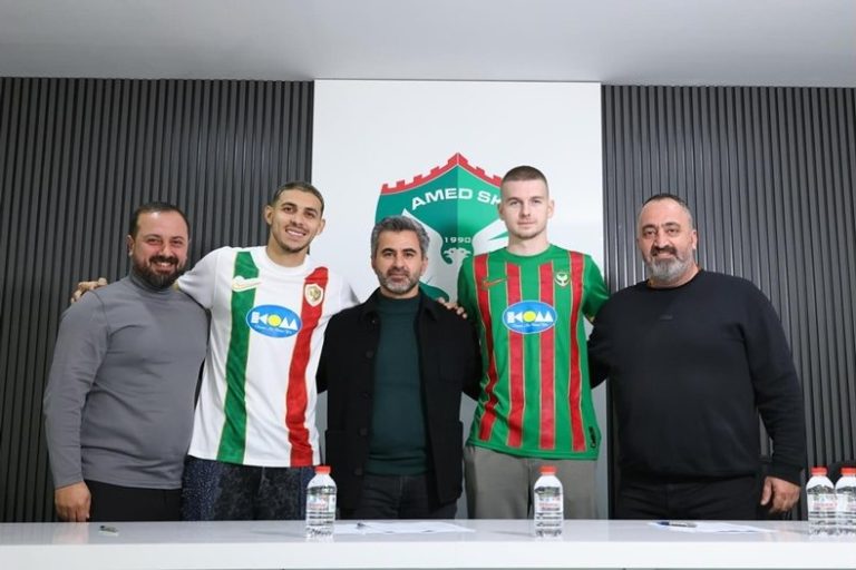 Здравко Димитров официално подписа с лидера в Турция Амедспор Здравко Димитров официално подписа с лидера в Турция Амедспор