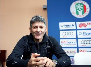 Легендата Петър Попангелов празнува рожден ден на пистите в Боровец