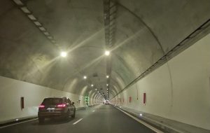 Възстановиха нормалния трафик в тунел „Железница“ на магистрала „Струма“