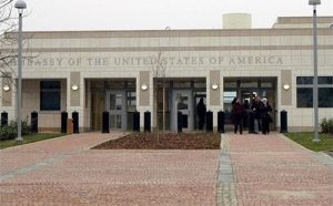 Посолството на САЩ в София спира редовните актуализации във Фейсбук