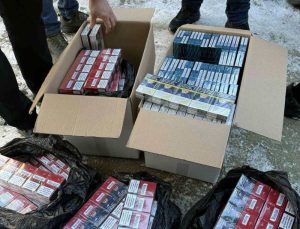 Полицаи в Добрич конфискуваха 17 600 къса контрабандни цигари