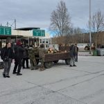 Гръцки земеделци възстановиха блокадите на Кулата-Промахон, транспортният бранш заплашва с контрамерки