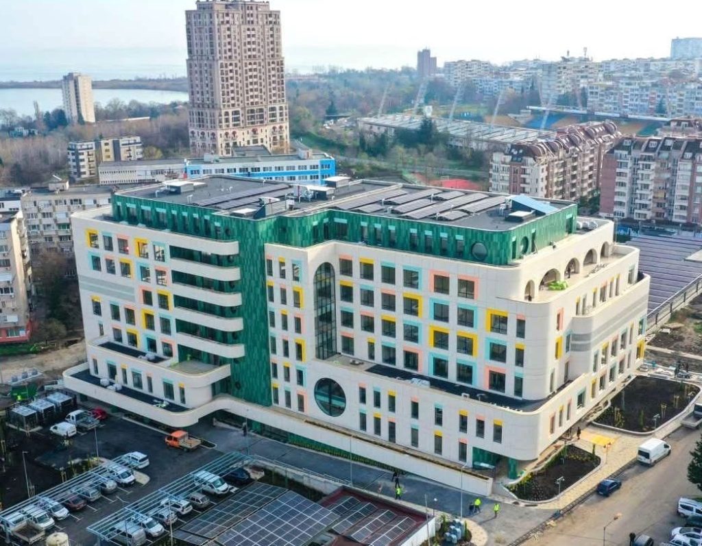 Държавата осигури над 2.3 млн. евро за завършването на детската болница в Бургас