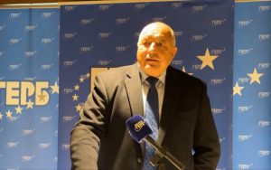 ГЕРБ-СДС връща първия мандат, Борисов предупреждава за засилващ се хаос