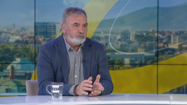 Грипна вълна обхваща България: На прага на епидемия сме, предупреждава доц. Кунчев Грипна вълна обхваща България: На прага на епидемия сме, предупреждава доц. Кунчев