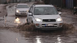 Пороен дъжд наводни София: Затруднен трафик и повишена готовност