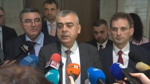 АПС ще реши за третия мандат след среща на ПГ