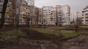 Погром в „Дружба 2“: Отсечени дървета и унищожени градинки след ремонт на „Топлофикация“