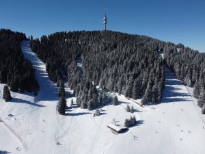 Парламентарната комисия по туризъм обсъжда бъдещето на Родопите в Пампорово