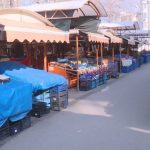 В мразовитите дни: Как оцеляват работещите на открито и бездомните във Варна